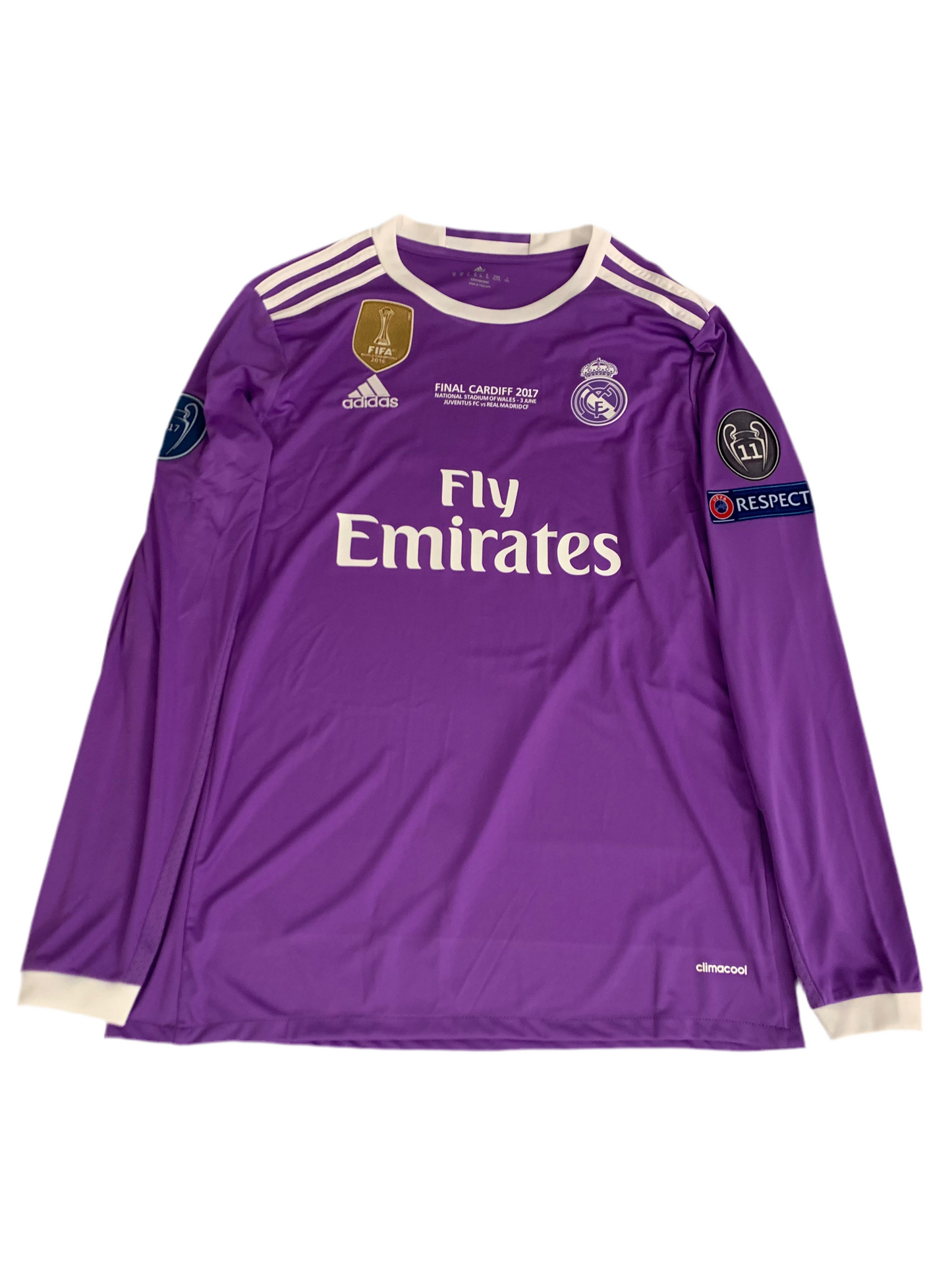 Cristiano Ronaldo official replica jersey/kits