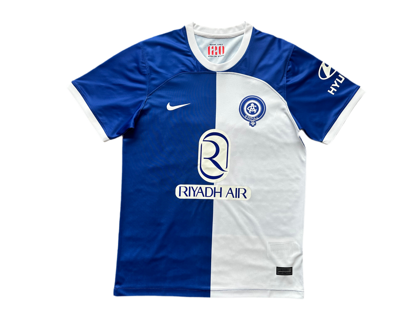 Atlético Madrid Replica Jersey/Kits