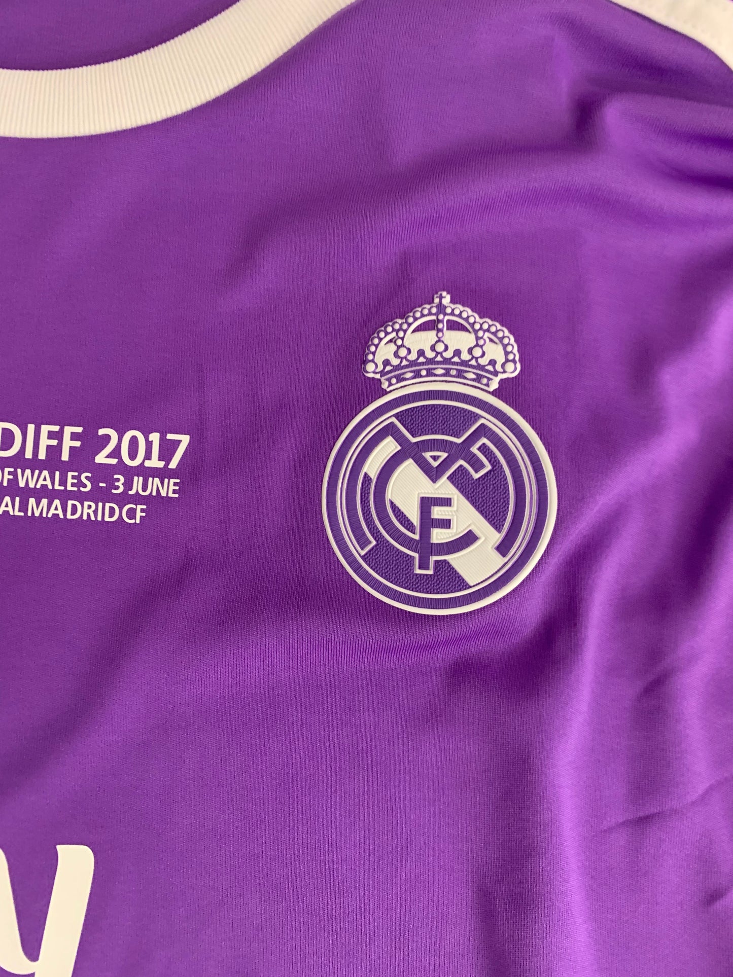 Cristiano Ronaldo official replica jersey/kits