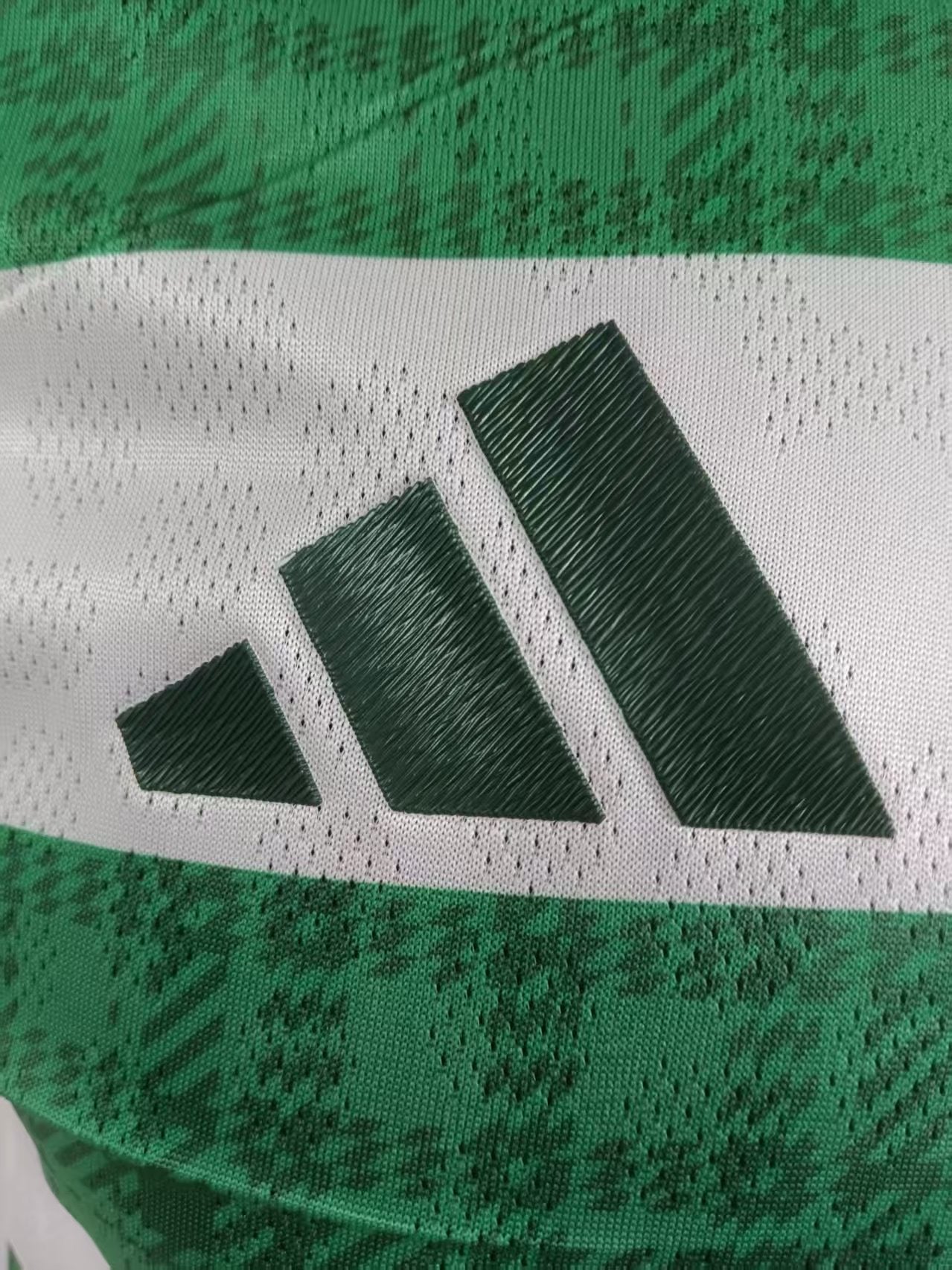 Celtic FC Replica Jerseys/Kits