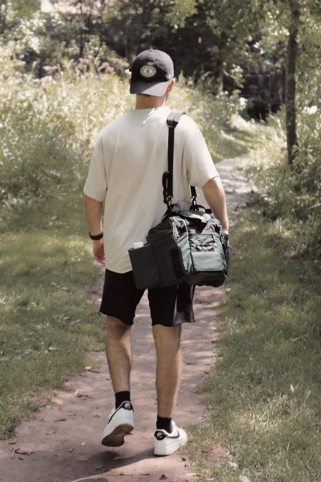Revolution Mini Deluxe V3 Disc Golf Bag - Onyx