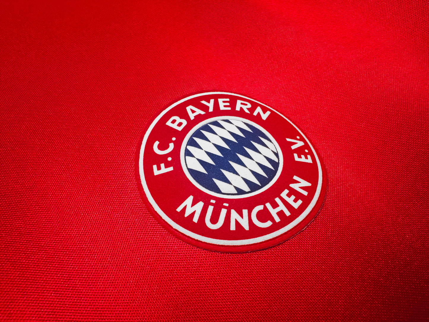 Bayern Munich Replica Jerseys/Kits