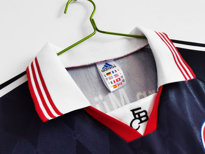 Bayern Munich Replica Jerseys/Kits