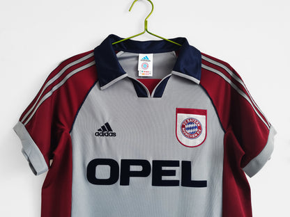 Bayern Munich Replica Jerseys/Kits