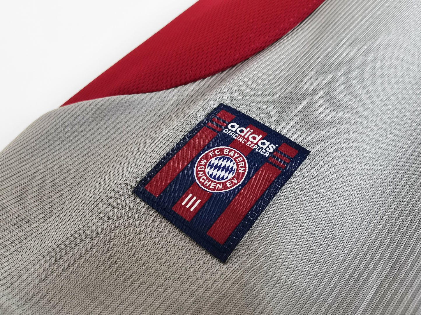 Bayern Munich Replica Jerseys/Kits