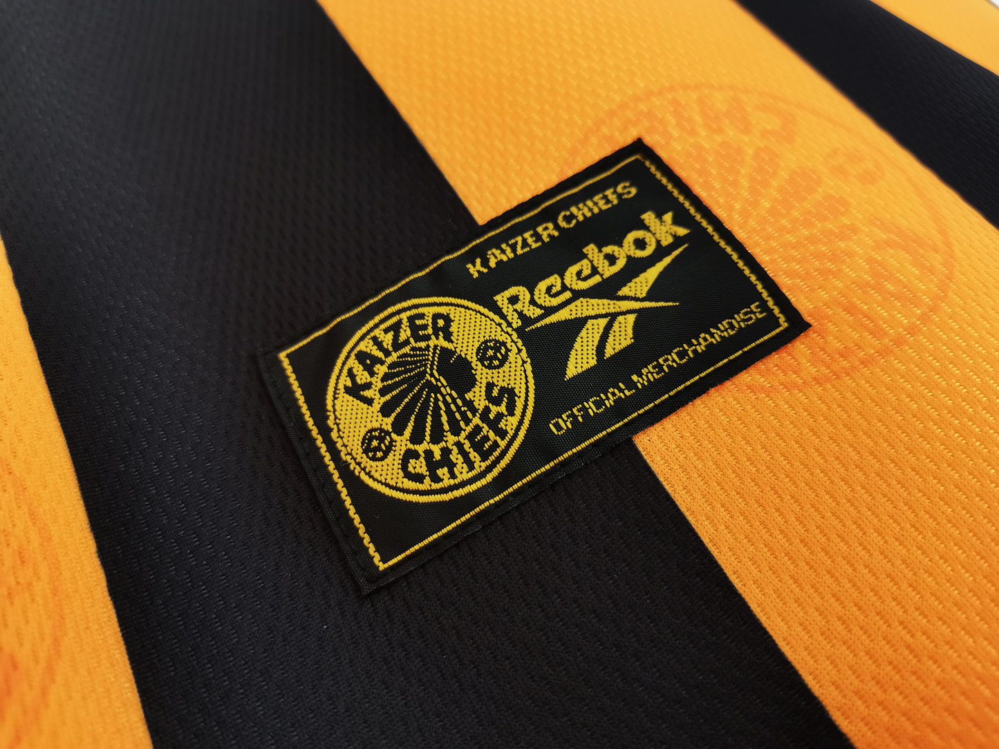 Kaizer Chiefs F.C. Replica Jerseys/Kits