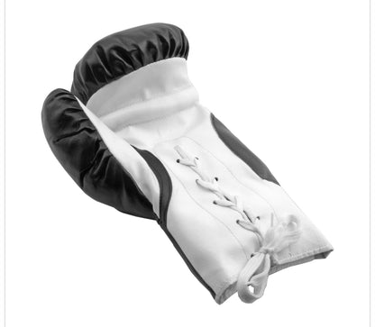 Traditional Black Boxing Gloves - Last Punch 16oz